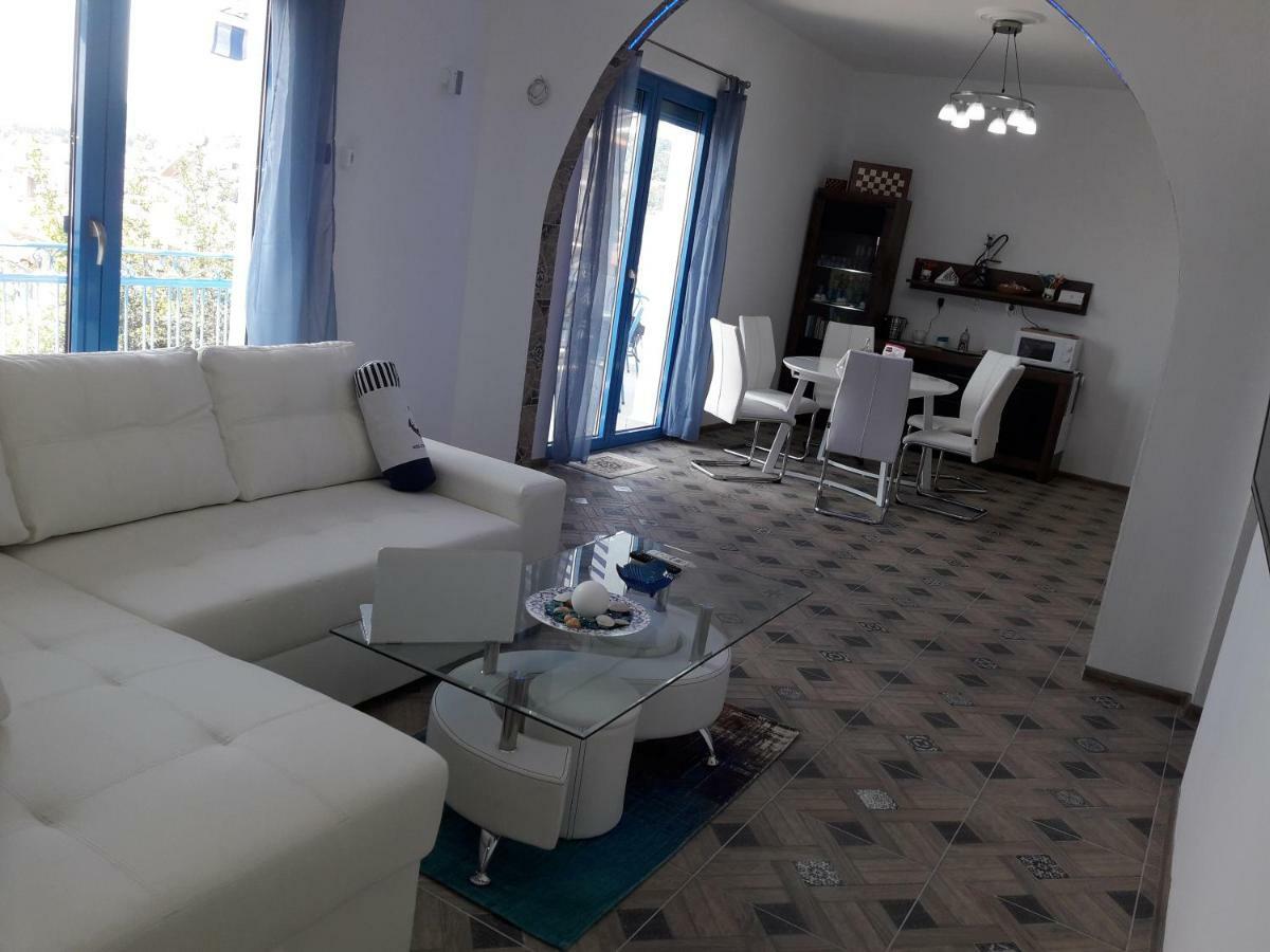 Island Apartment Kavála Luaran gambar