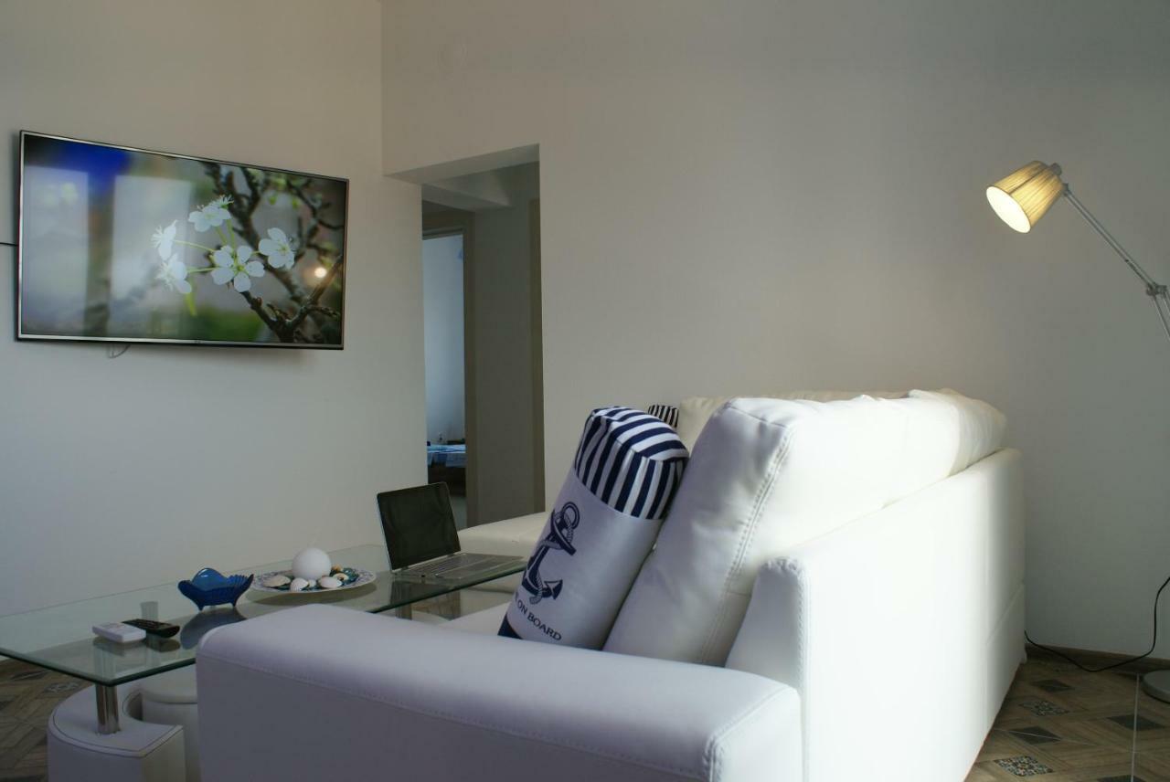 Island Apartment Kavála Luaran gambar